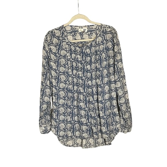 Old Navy Tops - Old Navy Women's Blue and White Patterned Tunic Top Size M